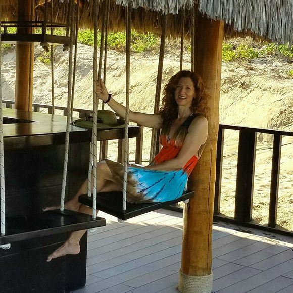 Meet your Posher, Kim - Picture 1 of 1